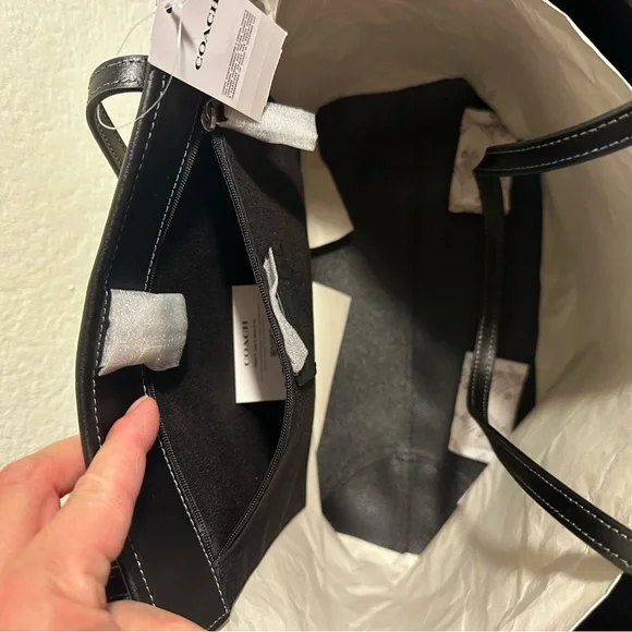 Authentic Coach White and Black Large Tote Bag with a Matching Zip Wristle